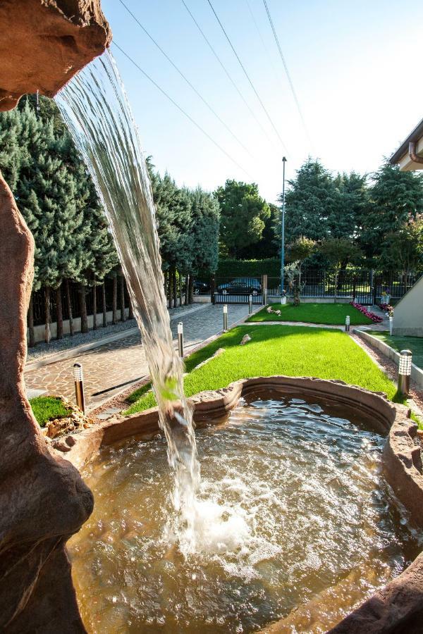 B&B Villa Aurora Brugherio Exteriér fotografie